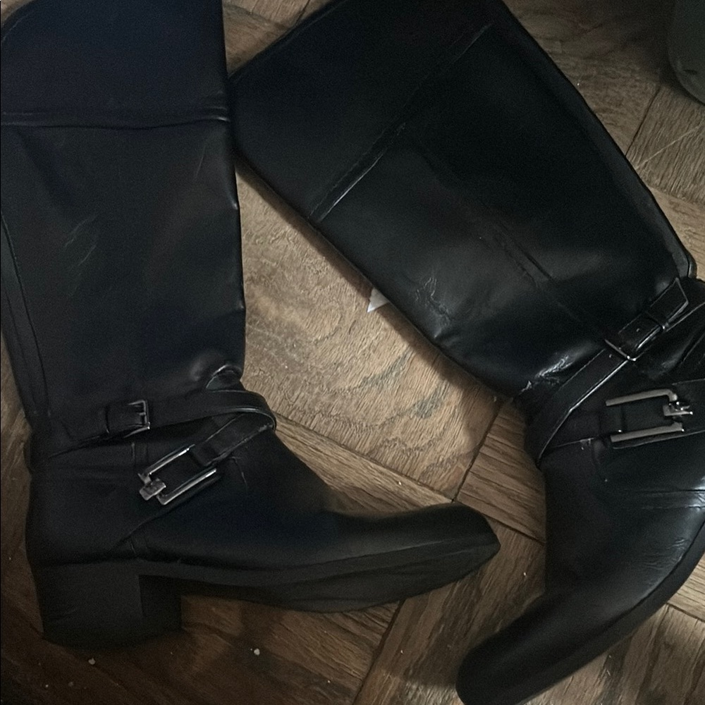 Black Knee-High Boots with Buckle Detail Liz Claiborne 8.5